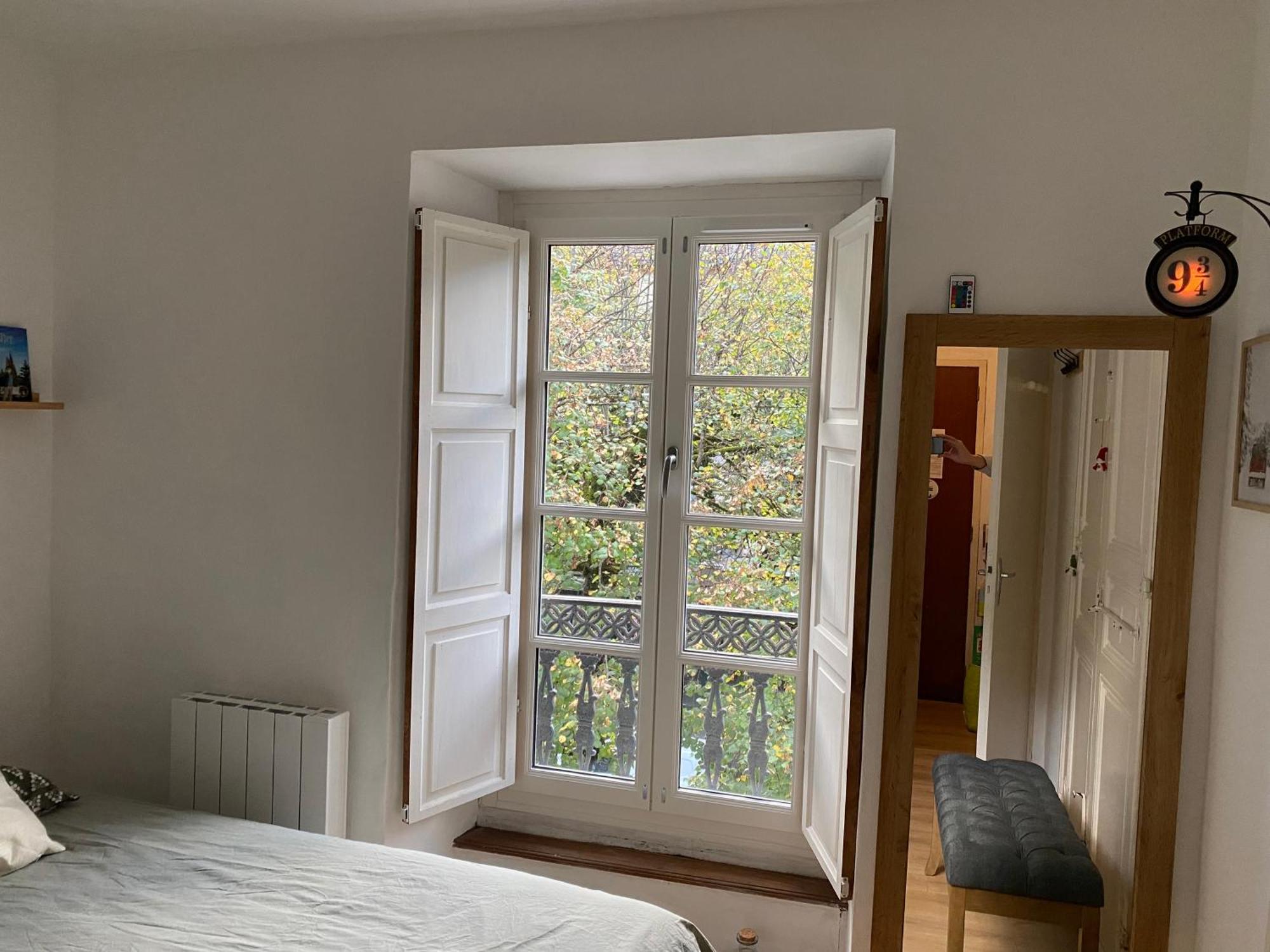 Au 47 Allees D'Etigny - Central & Standing - Avec Parking - Linge De Lit Et De Toilette Inclus Bagnères-de-Luchon Eksteriør bilde